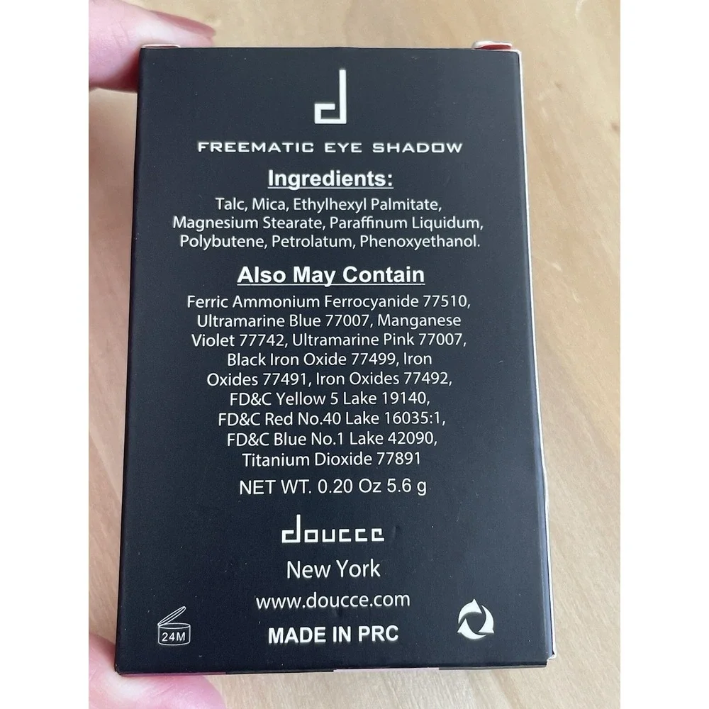 Doucce Freematic Eyeshadow Allure Special Edition 5.6g New In Box Fast Shipping‎